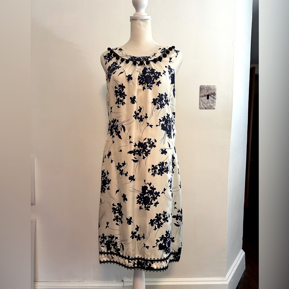 RARE Ginny H Hilfiger white and blue floral silk dress